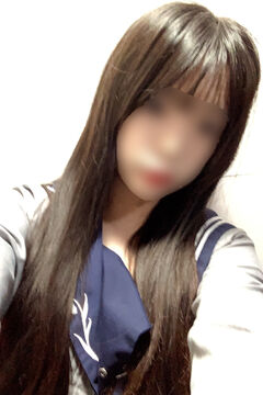 未経験低身長巨乳のりせちゃんのご紹介です。 画像